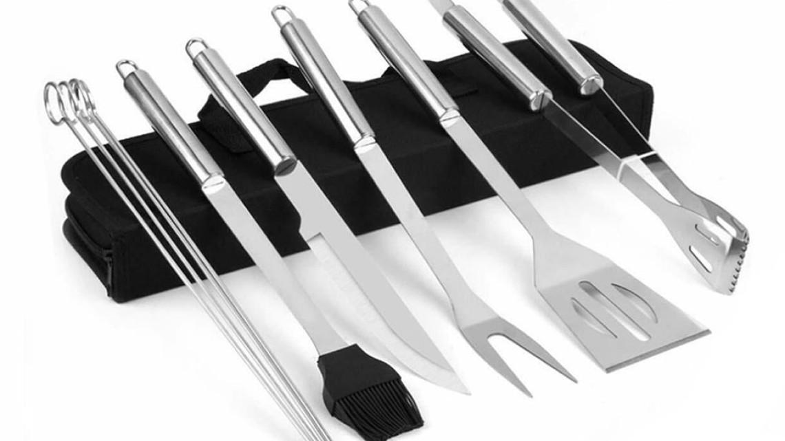 Timeless Tools 9 részes grill eszköz készlet táskában