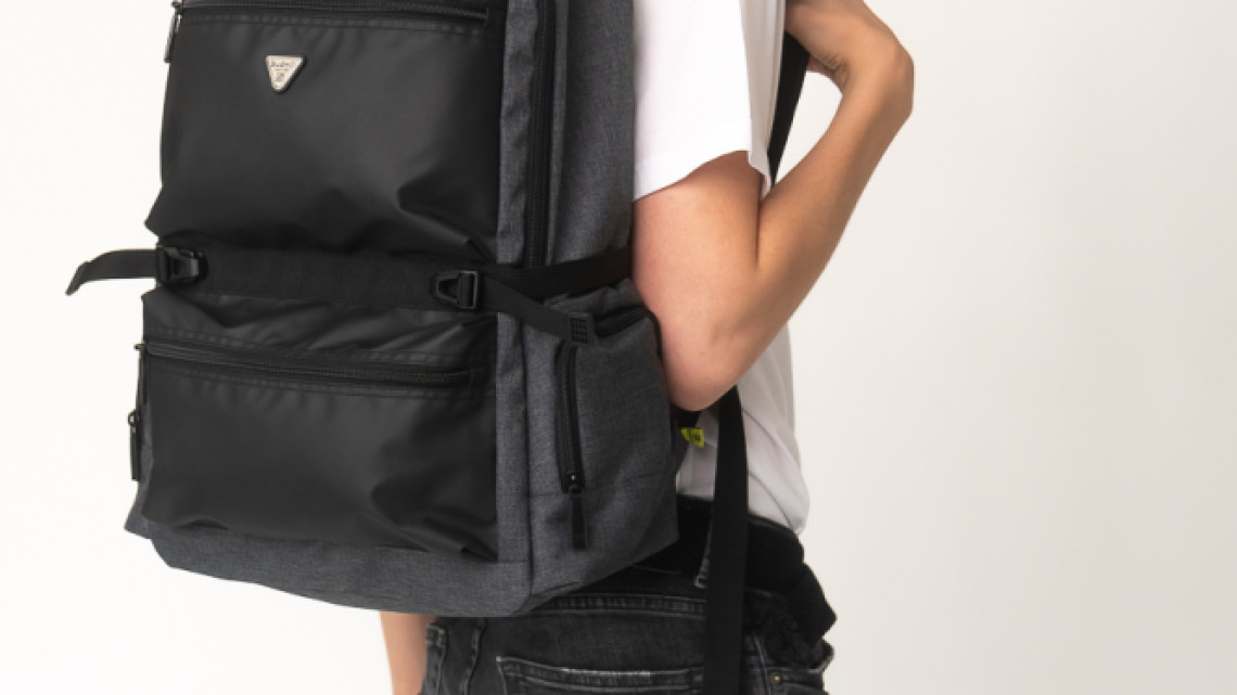 Budmil hátitáska, Traveller, Fekete