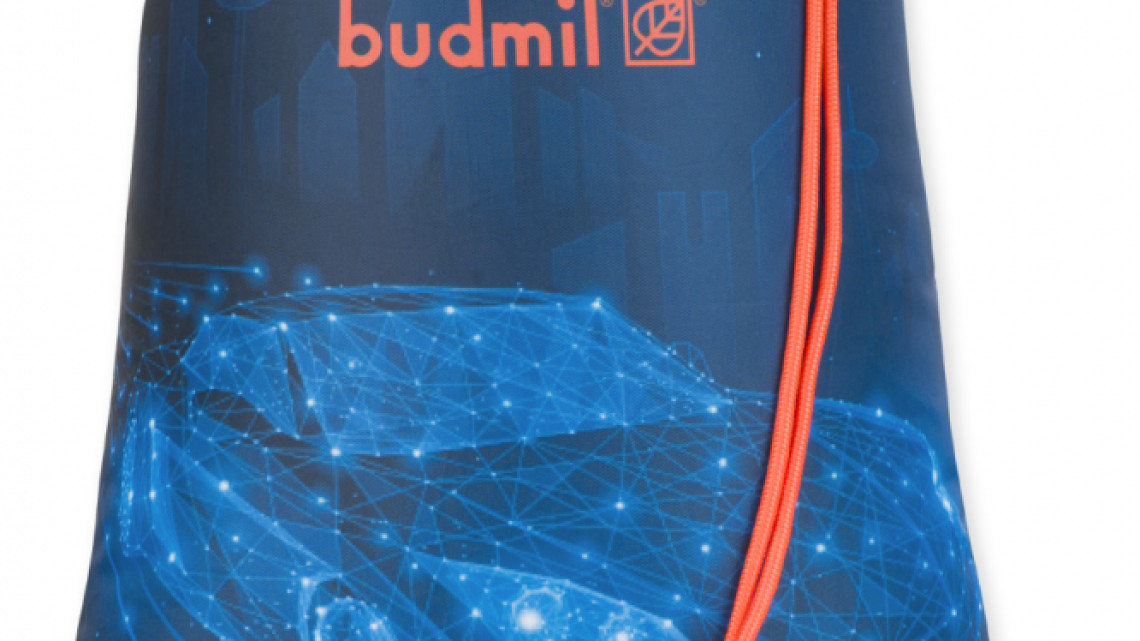 Budmil tornazsák, Beaumont, Autós