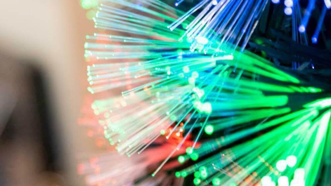 Timeless Tools Műfenyő száloptikával színes LED-del több típusban-150 cm-es