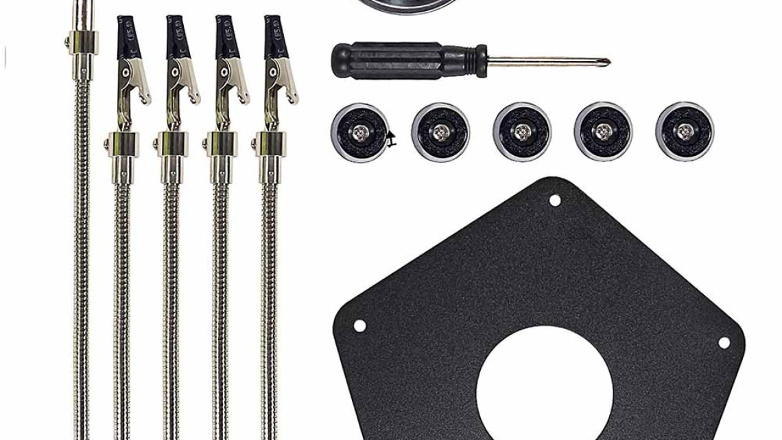 Timeless Tools Nyáklap tartó csiptetős karokkal, nagyítóval