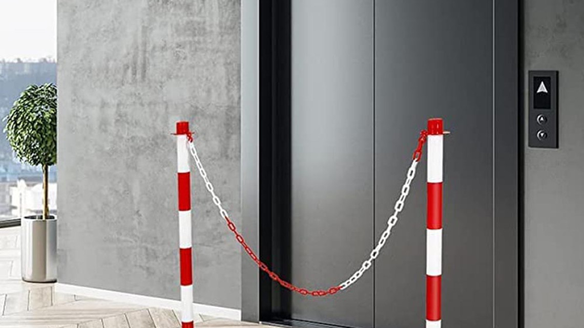 Timeless Tools Közlekedési oszlop lánccal 4 db