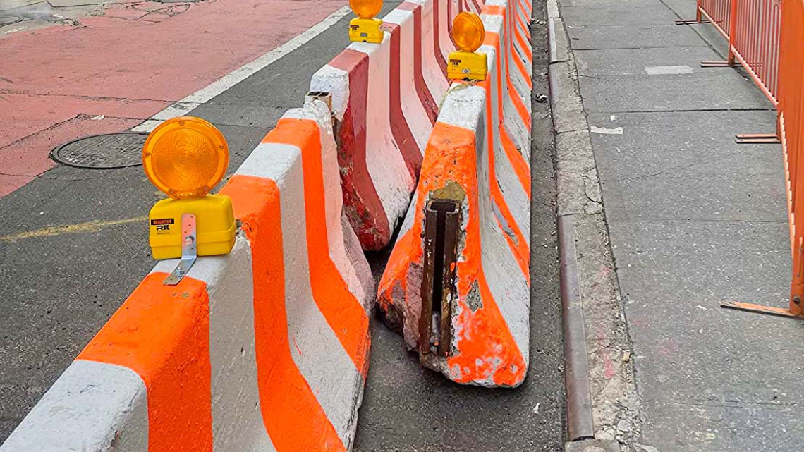 Timeless Tools Figyelmeztető közúti világítás 4 db