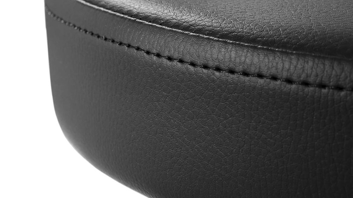 Timeless Tools Háttámlás kozmetikai szék, több színben-fekete