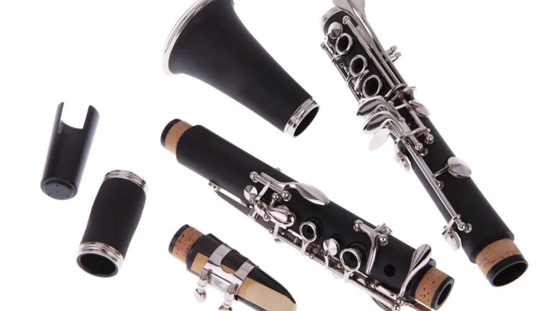Timeless Tools B klarinét kiegészítőkkel válltáskában