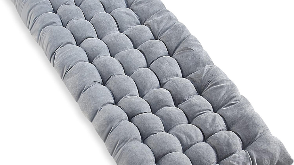 Timeless Tools Összecsukható kempingágy állítható fejtámlával, 2 színű matraccal