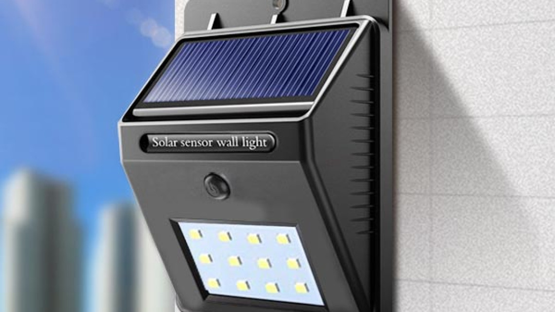 Timeless Tools 4 db-os falra szerelhető, szolár világítás