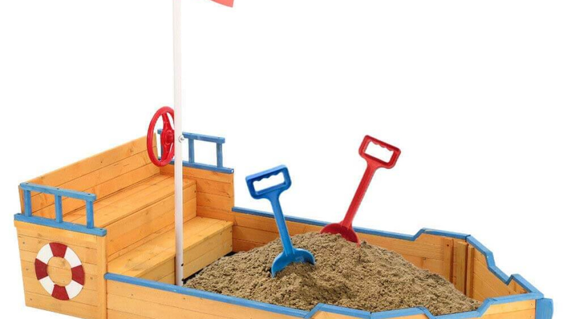 Timeless Tools Kalózhajó formájú homokozó