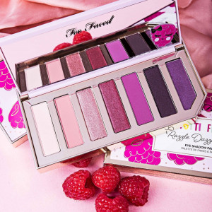 Too Faced Razzle Dazzle Berry Szemhéjfesték Paletta